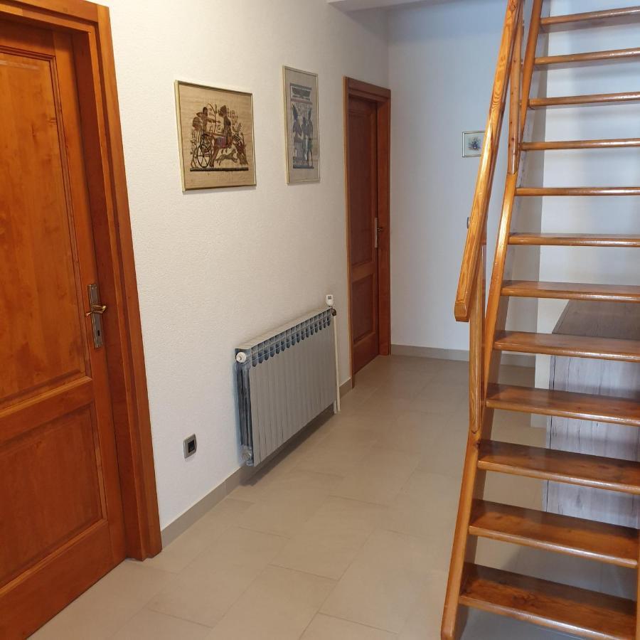 Fili Daire Vodice Dış mekan fotoğraf