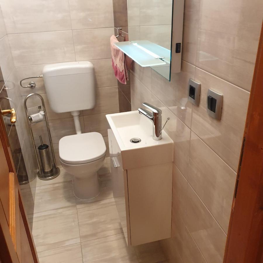 Fili Daire Vodice Dış mekan fotoğraf